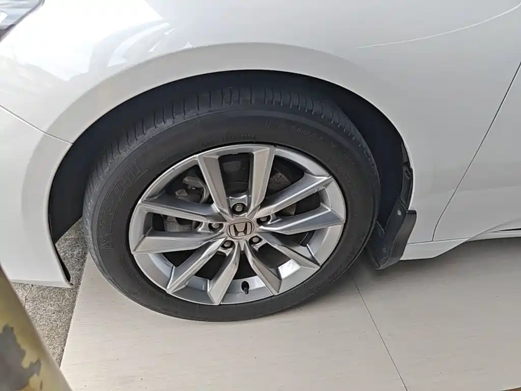Honda Accord — миниатюра 23