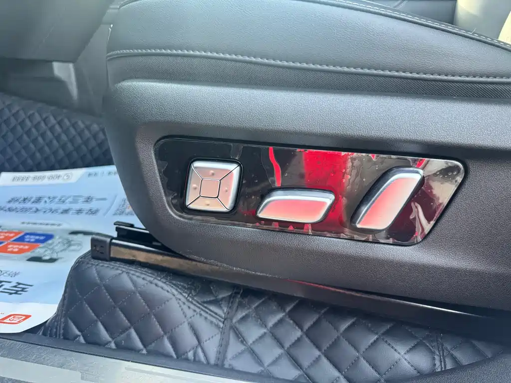 TANK TANK 300 NEW ENERGY