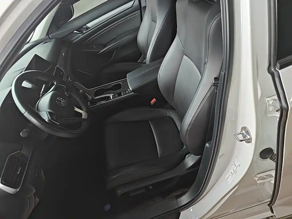 Honda Accord — миниатюра 15