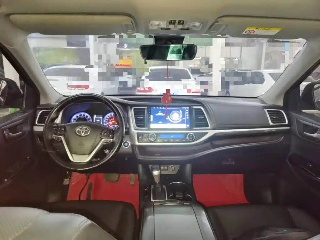 Toyota Highlander — миниатюра 10
