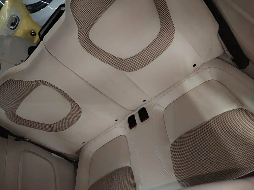 Wuling MINIEV — миниатюра 17