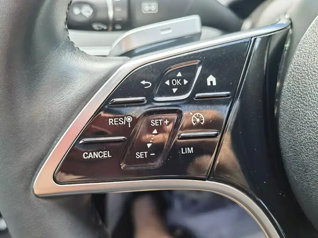 Mercedes-Benz E-Class New Energy — миниатюра 26