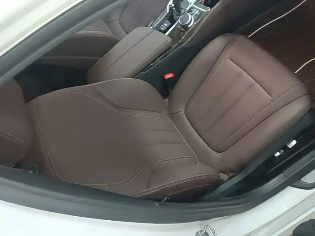 BMW 5 Series — миниатюра 25