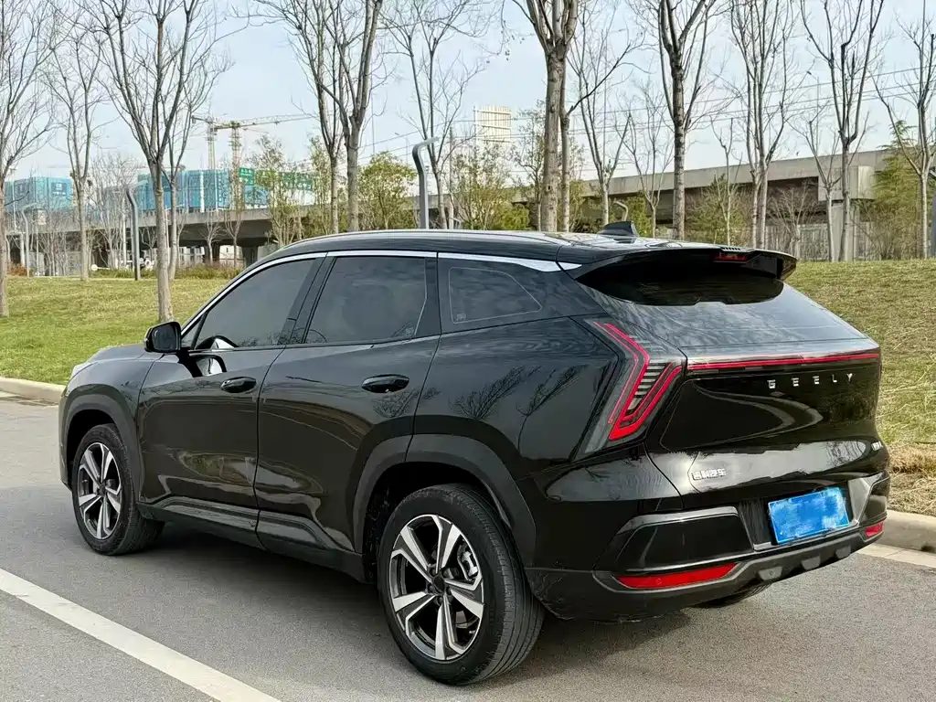 Geely Boyue L — миниатюра 9
