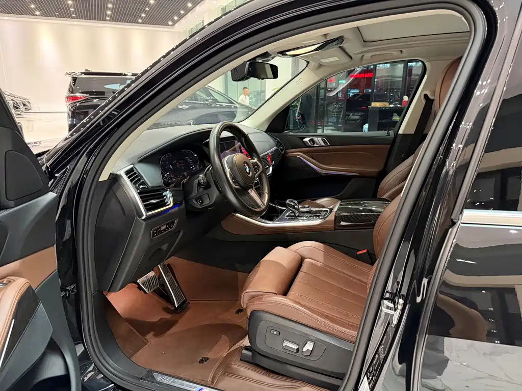 BMW X5 (Import) — миниатюра 6