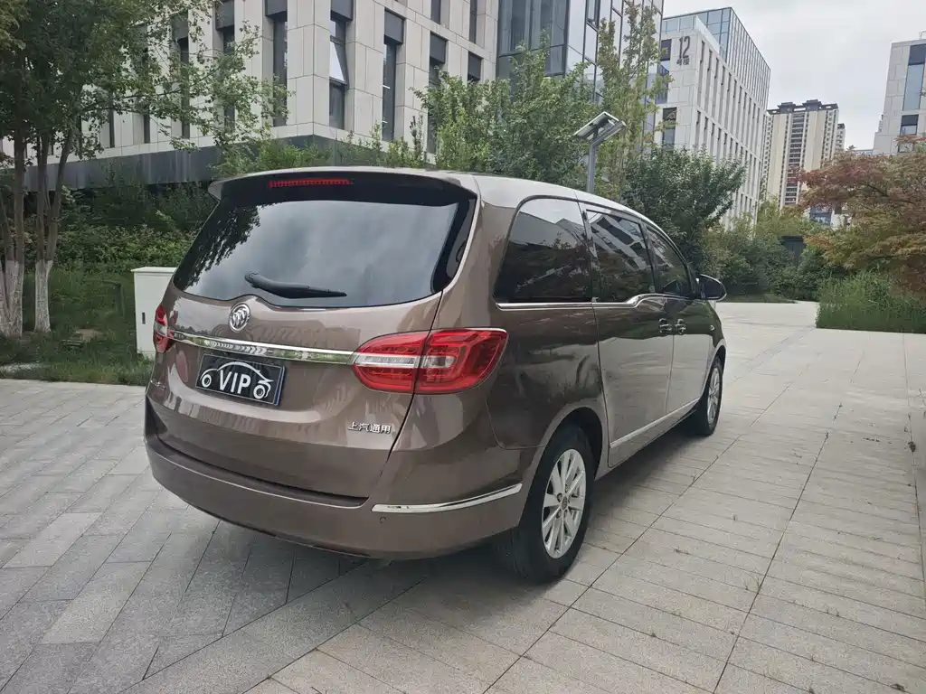 Buick GL8 — миниатюра 9