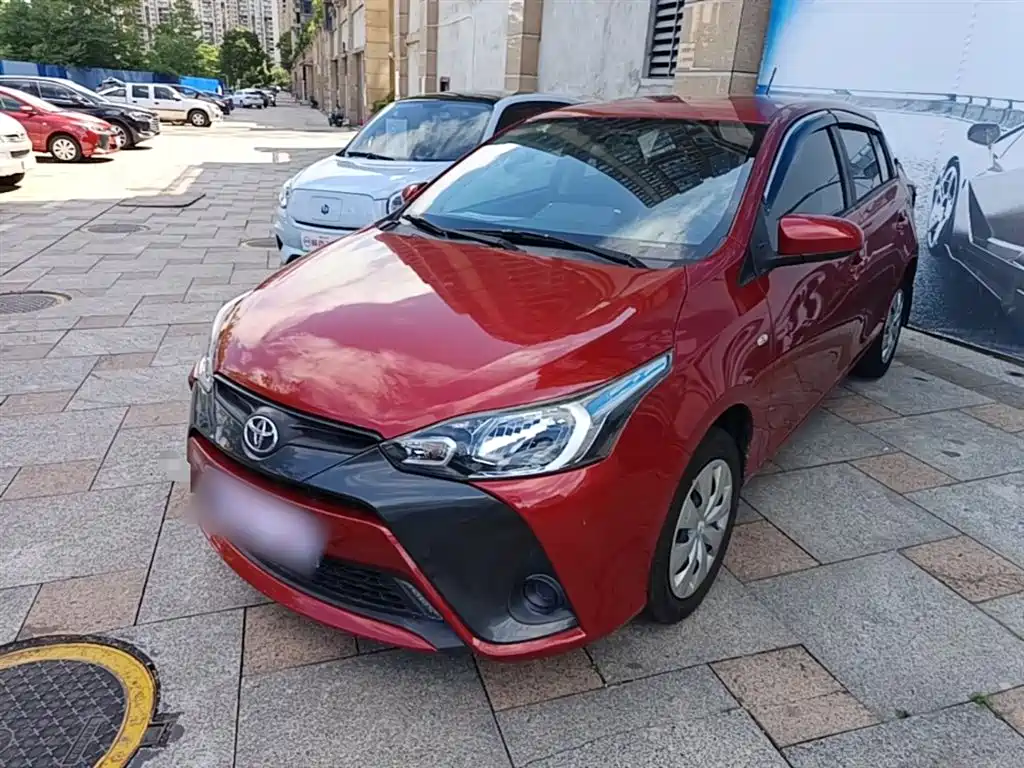 Toyota Yaris L 2019