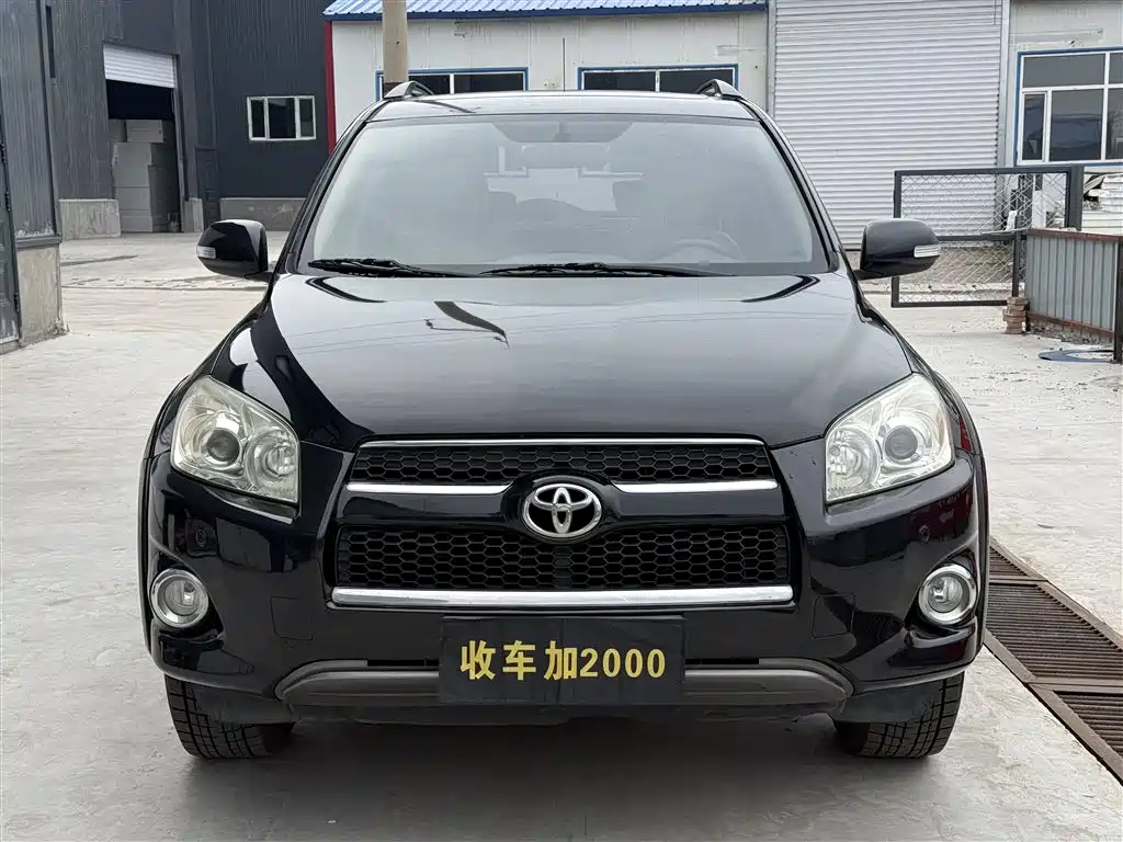 Toyota RAV4 2012
