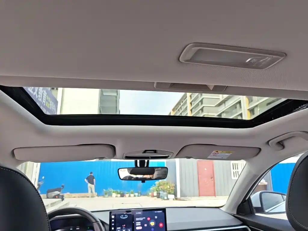 Geely Emgrand — миниатюра 18