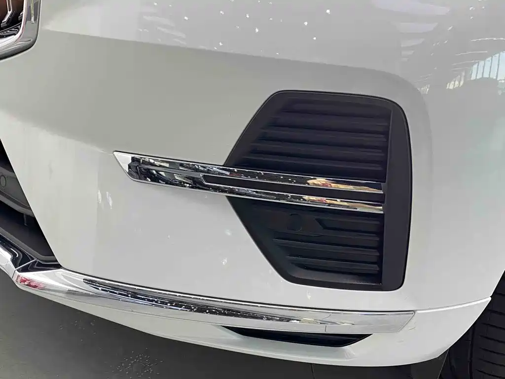 Volvo XC60 — миниатюра 12