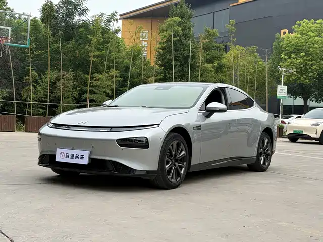 XPeng P7