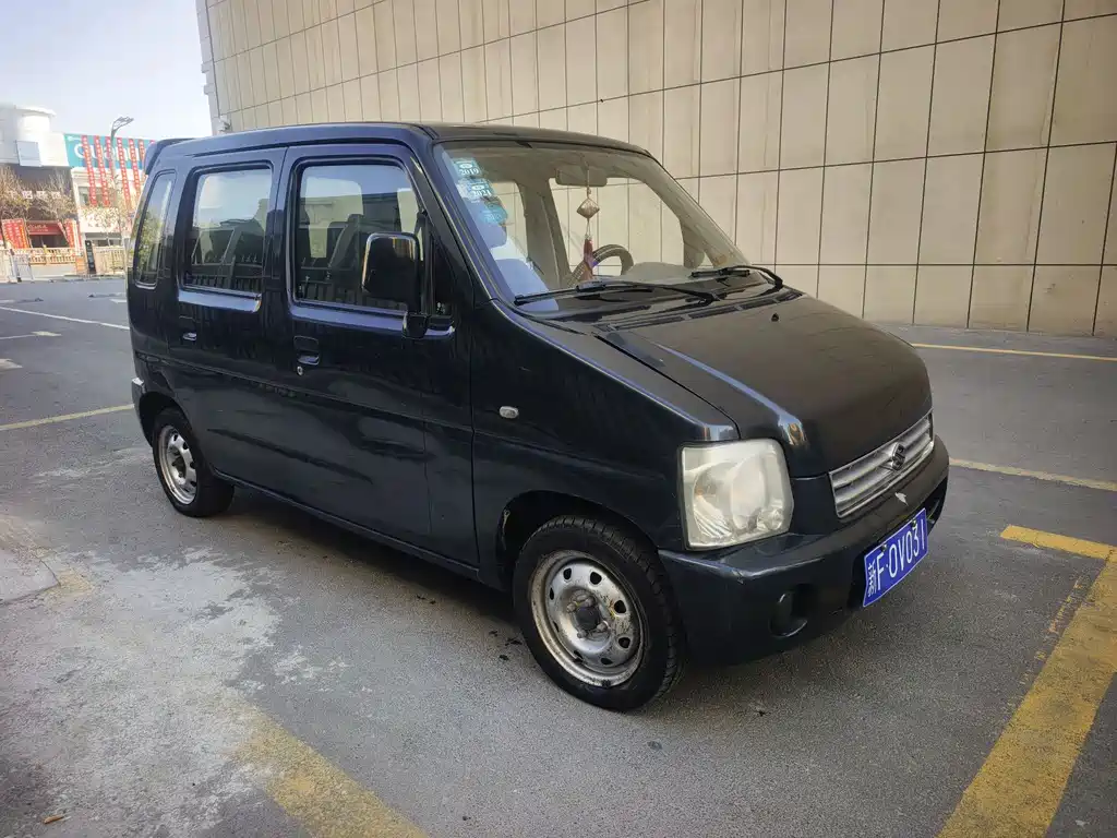 Suzuki Beidouxing 2013 1.0L MT