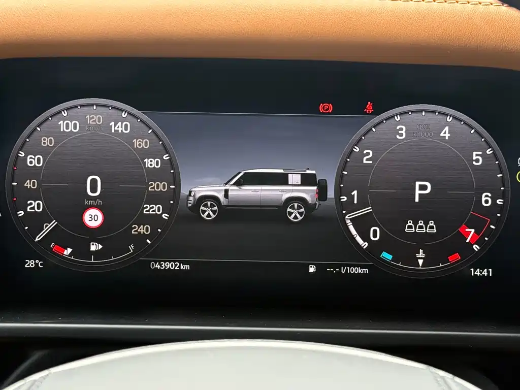 Land Rover Defender — миниатюра 4
