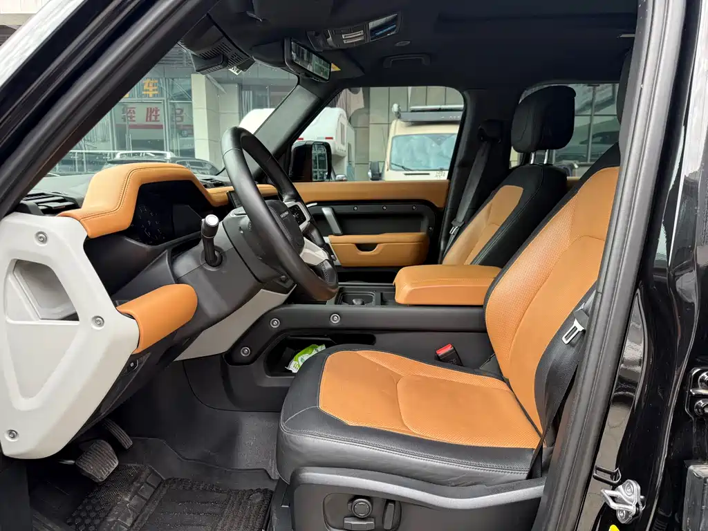 Land Rover Defender — миниатюра 6