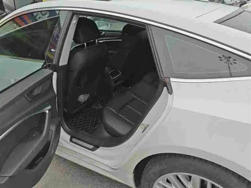 Audi A7 — миниатюра 5