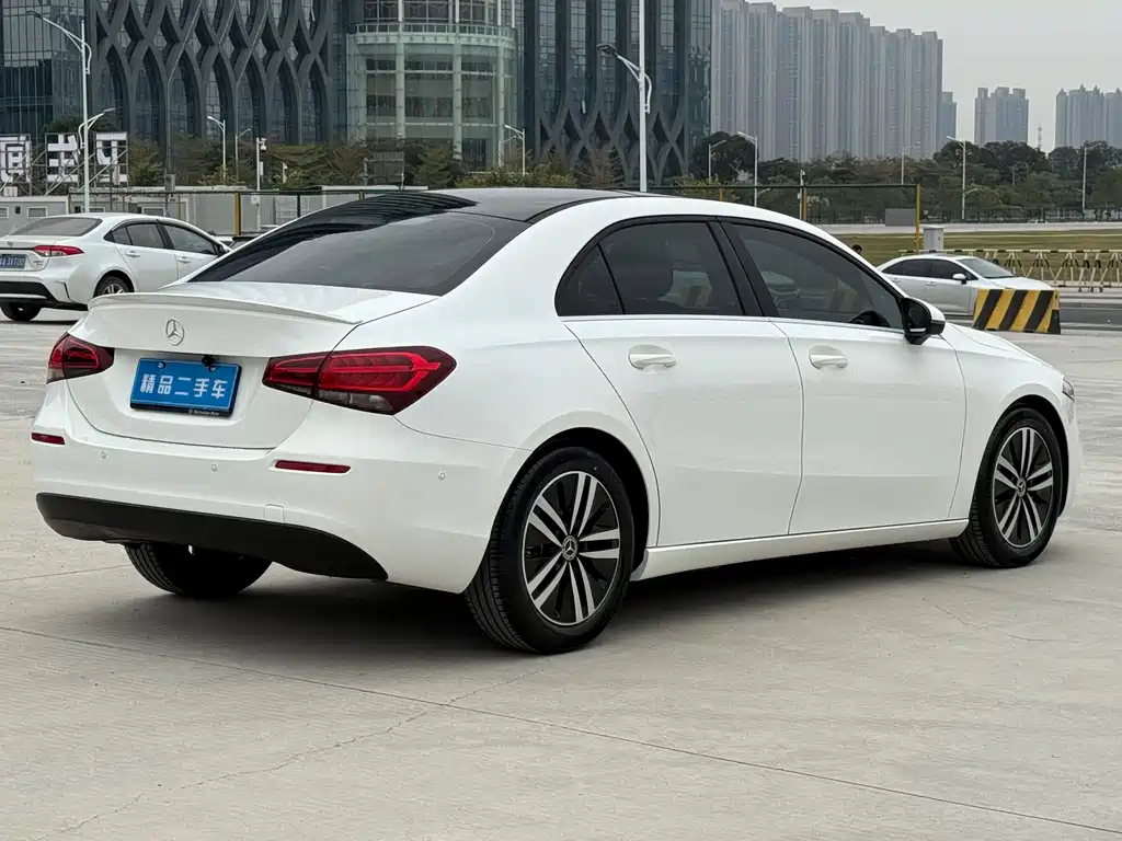 MERCEDES-BENZ A CLASS