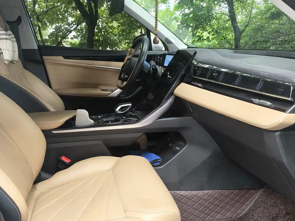 Geely Boyue L — миниатюра 7