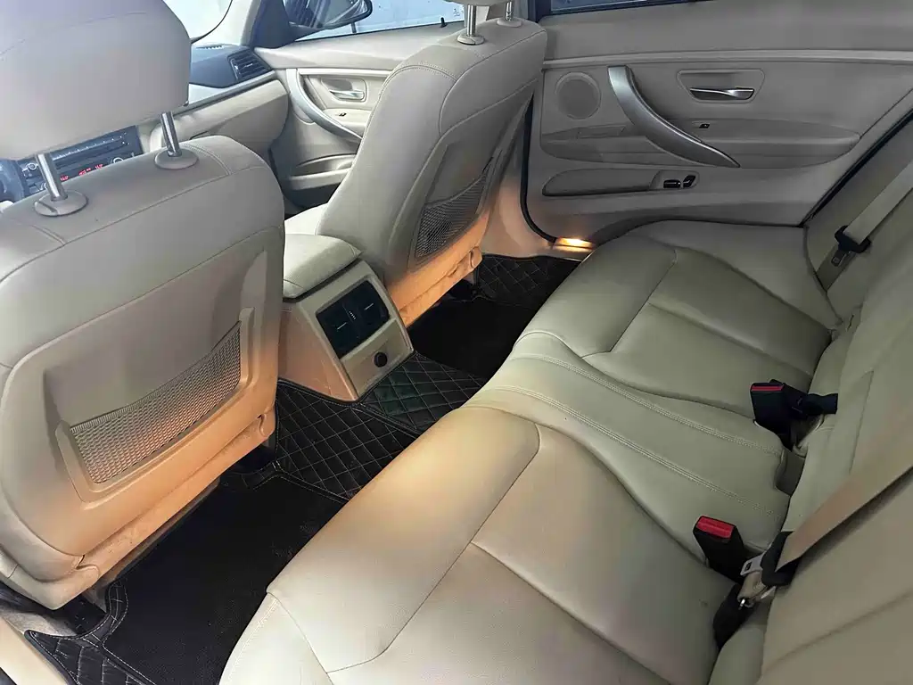 BMW 3 Series — миниатюра 7
