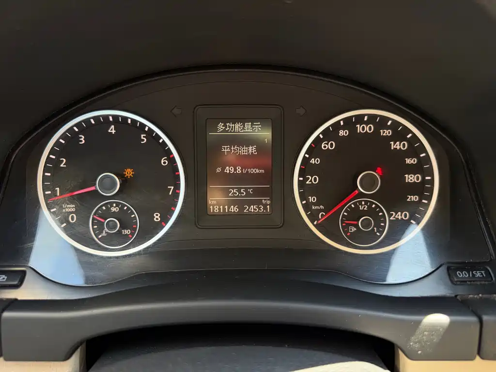 Volkswagen Tiguan — миниатюра 16