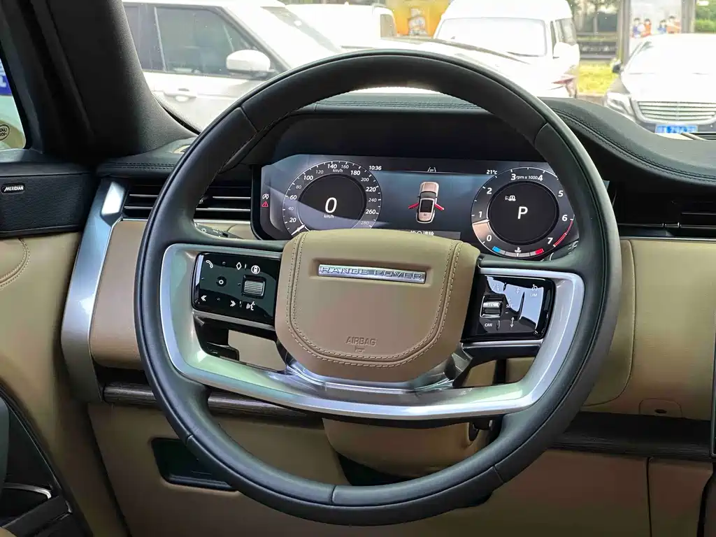 Land Rover Range Rover — миниатюра 6