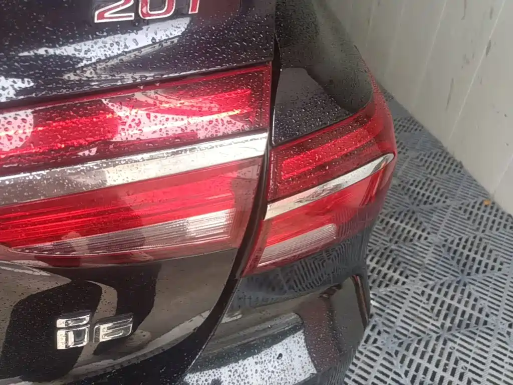 Roewe i6 Classic — миниатюра 8