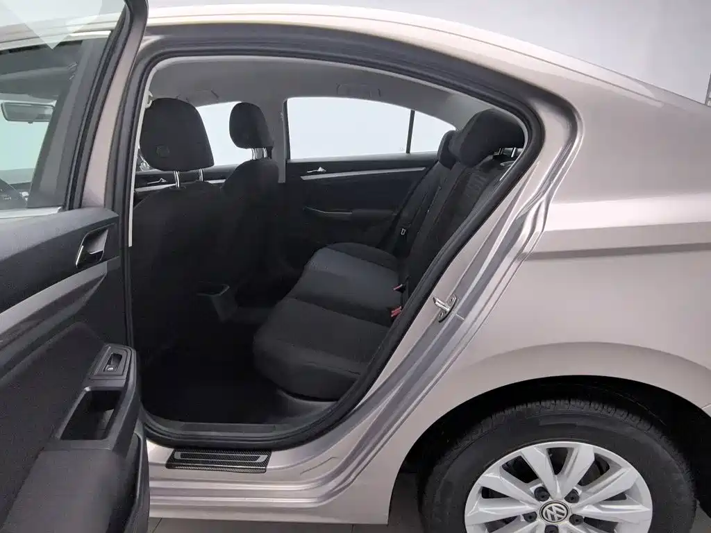 Volkswagen Bora — миниатюра 15