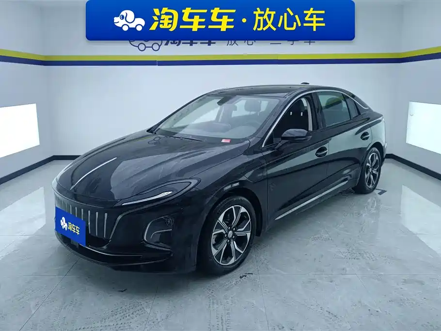 Hongqi HONGQI E QM5