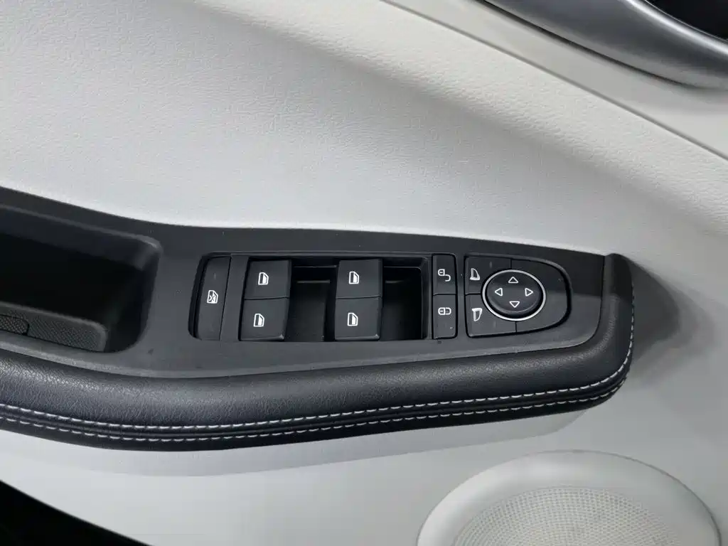 BYD Yuan Pro — миниатюра 9