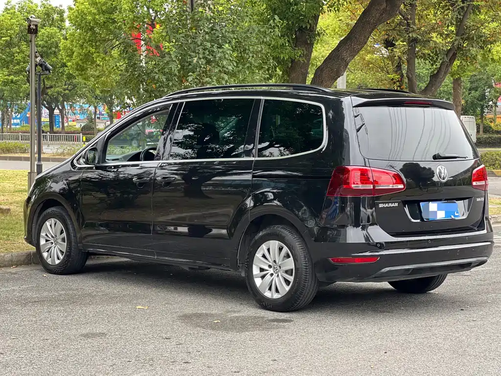 Volkswagen Sharan — миниатюра 7