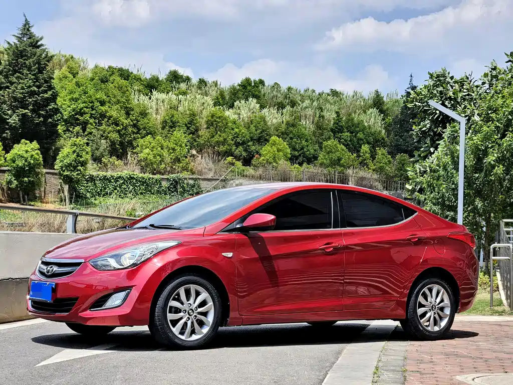 Hyundai Elantra Langdong 2014