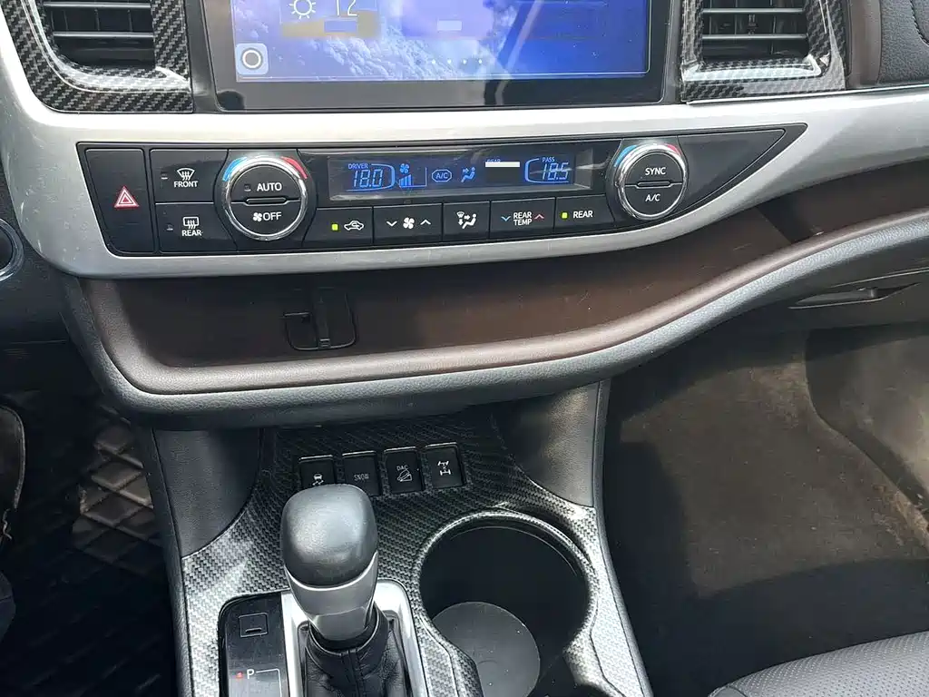 Toyota Highlander — миниатюра 6