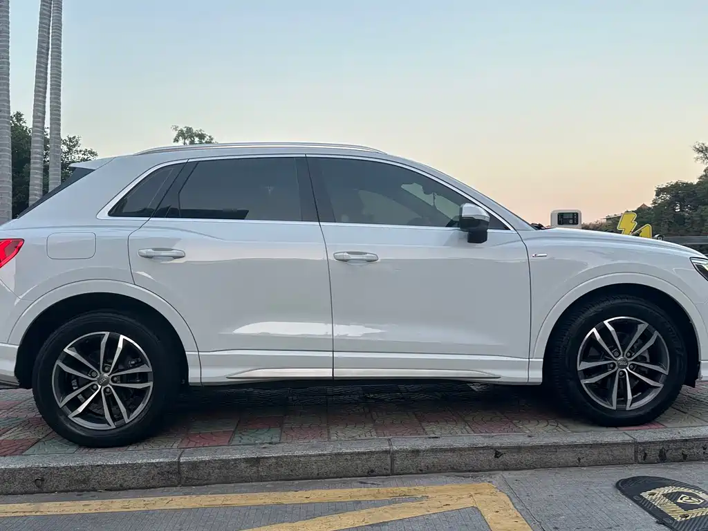 Audi Q3 2022 35 TFSI Fashion