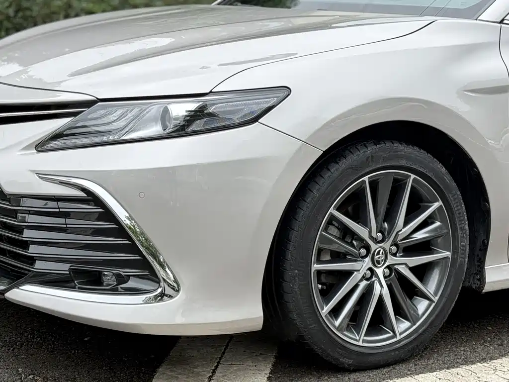 Toyota Camry 2021 2.5G Luxury