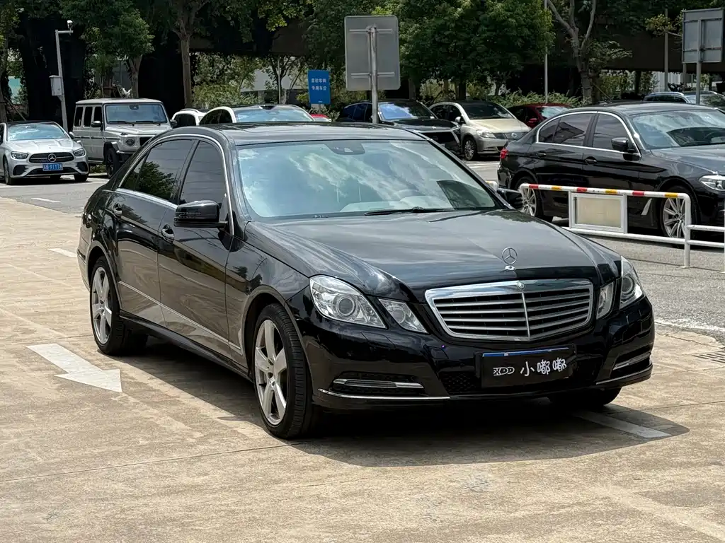Mercedes-Benz E-Class — миниатюра 3