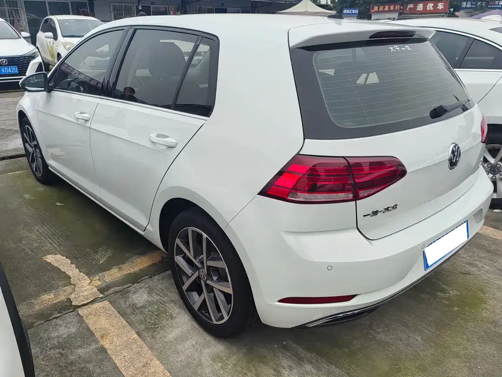 Volkswagen Golf — миниатюра 9