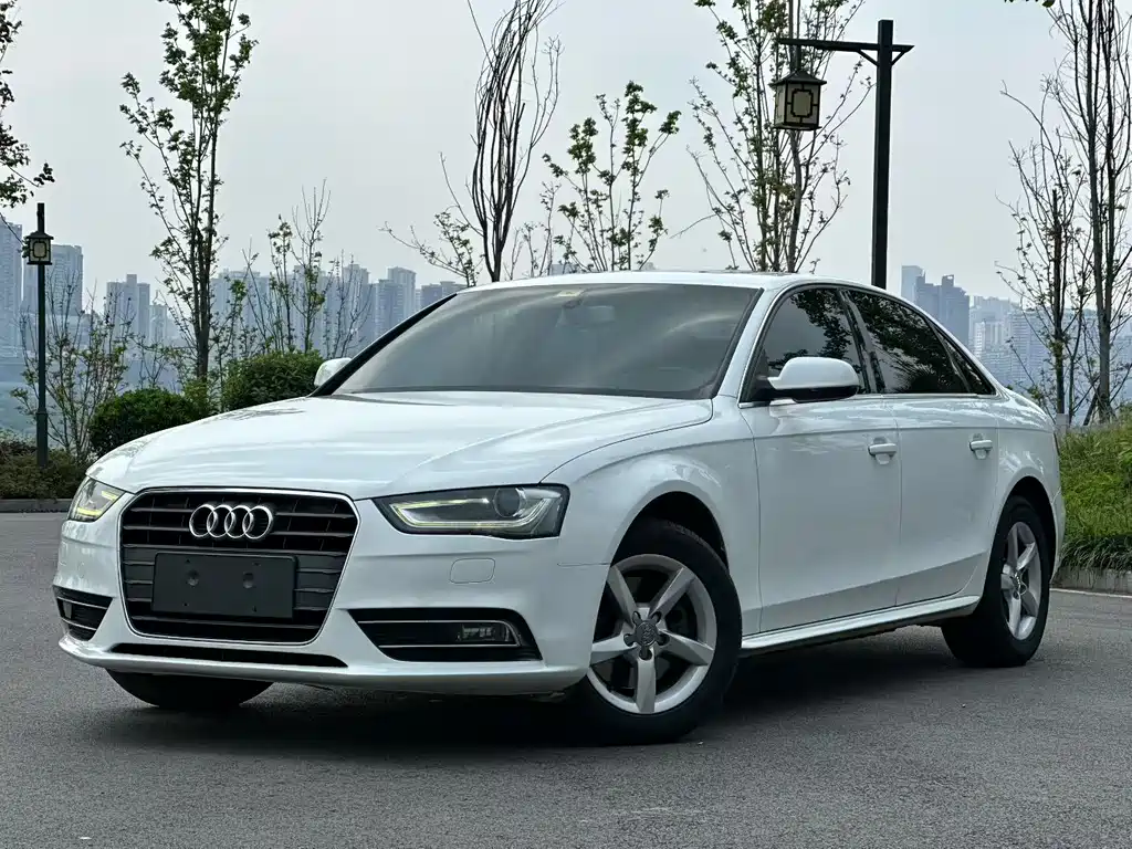 Audi A4L 2014