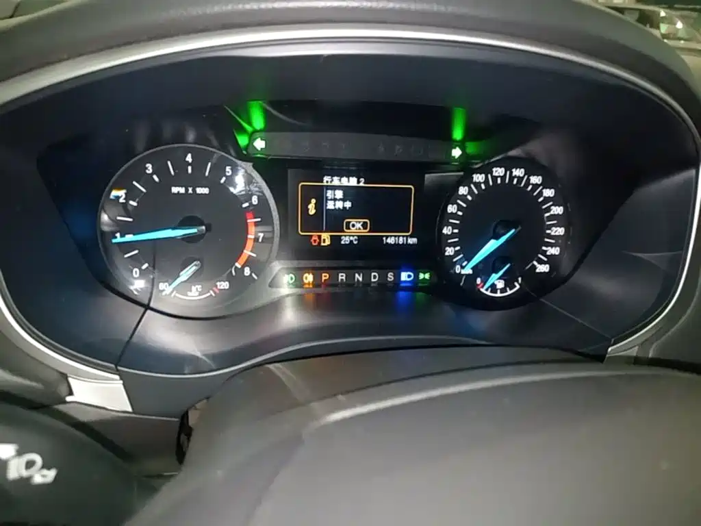 Ford Mondeo — миниатюра 12