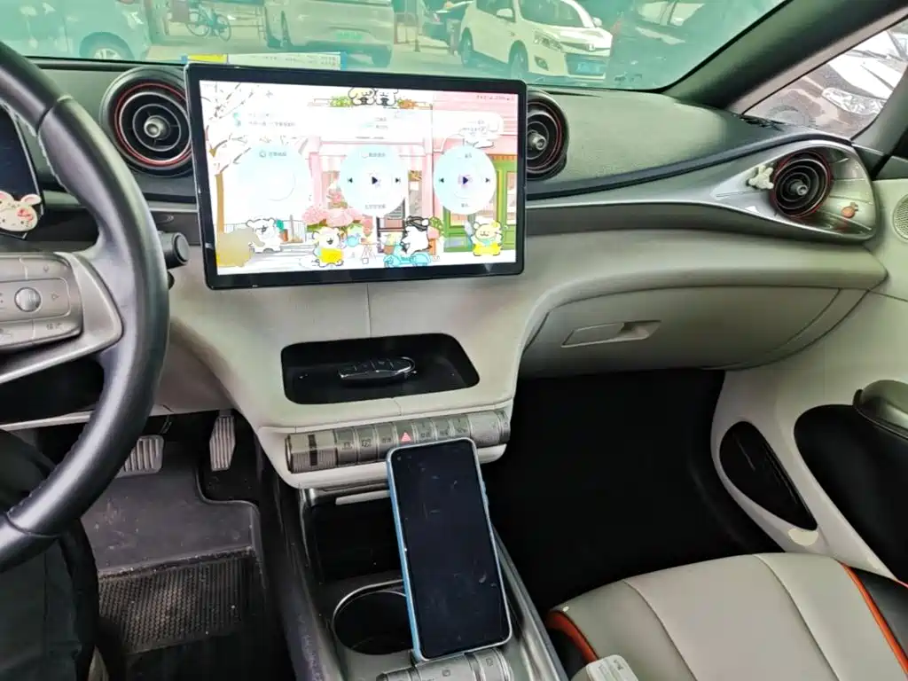 BYD Dolphin — миниатюра 10