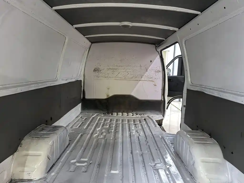 JINBEI GOLDEN CUP SEA LION