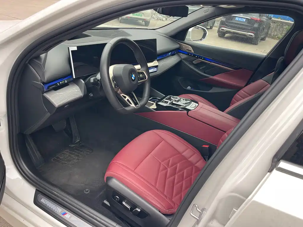 BMW 5 Series 5 2025 530Li Premium M Sport