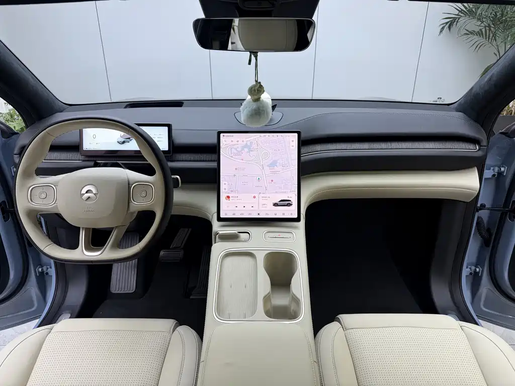 NIO ES6 — миниатюра 14