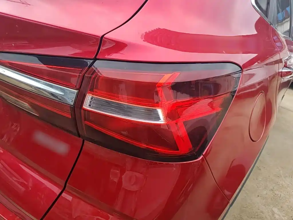 Roewe RX3 — миниатюра 8