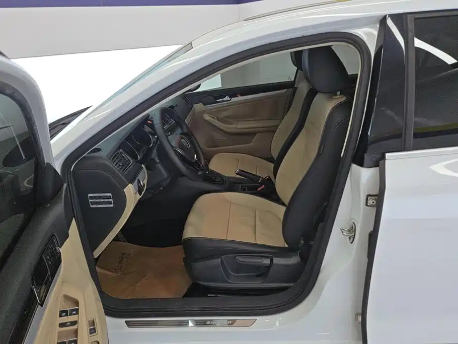 Volkswagen Sagitar — миниатюра 9
