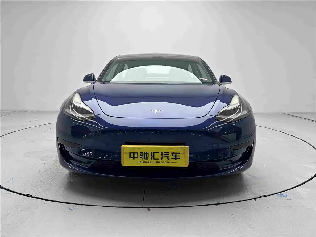 Tesla Model 3 — миниатюра 2
