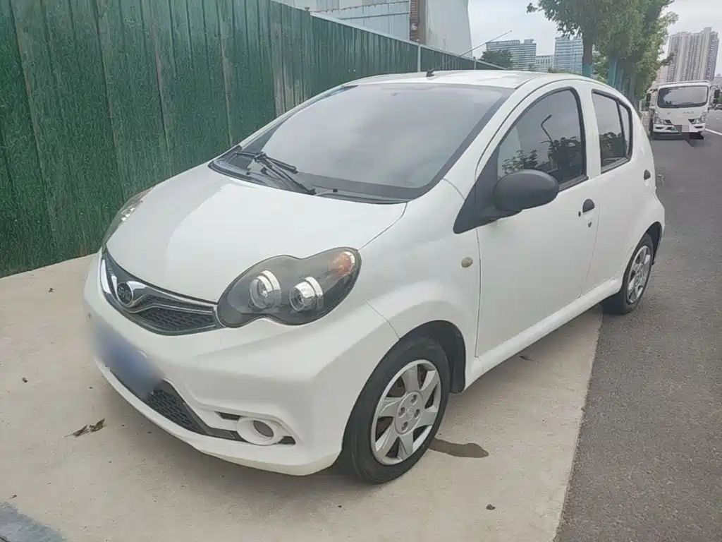 BYD F0