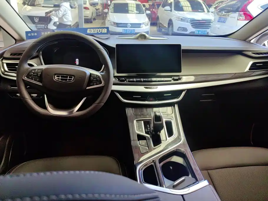 Geely Jia Ji — миниатюра 12