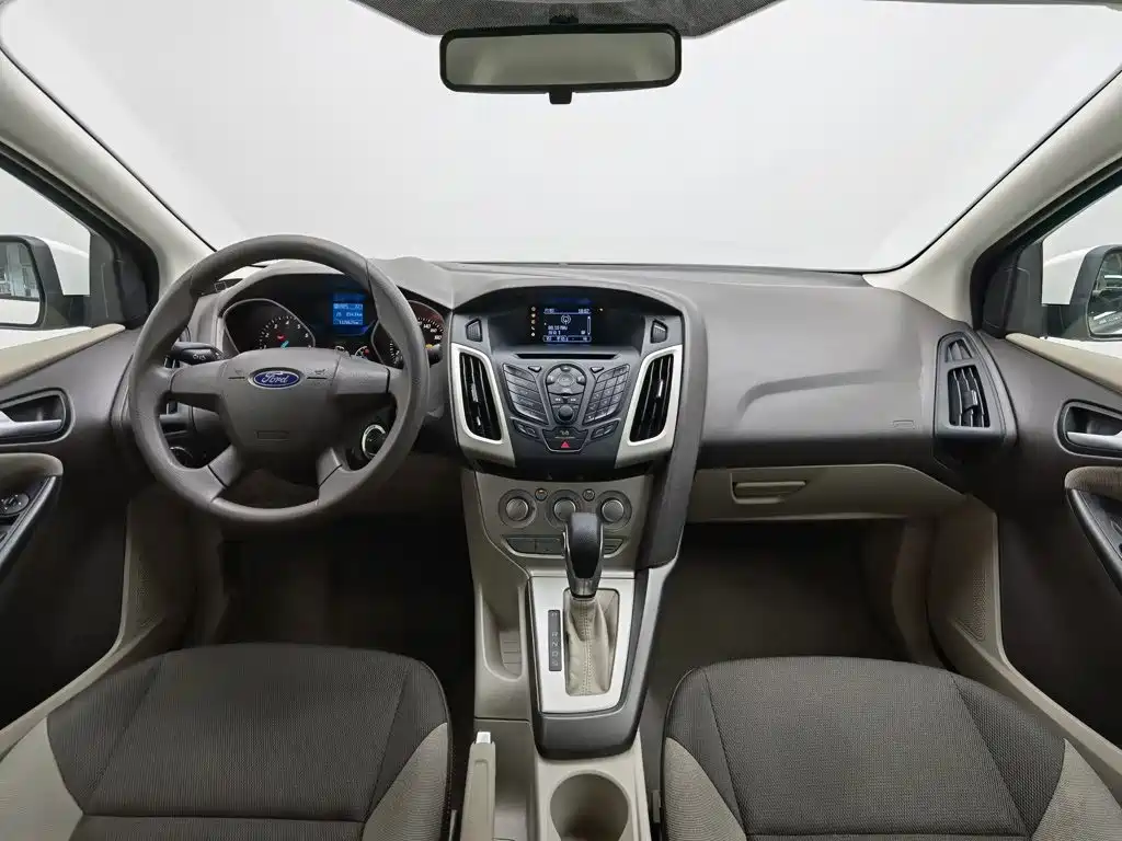 Ford Focus 2012 1.6L AT Comfort