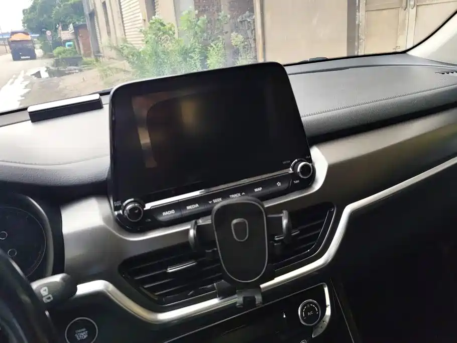 Kia Sportage — миниатюра 13