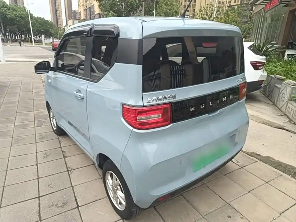 Wuling MINIEV — миниатюра 5