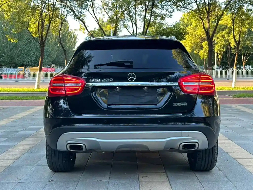 Mercedes-Benz GLA — миниатюра 7